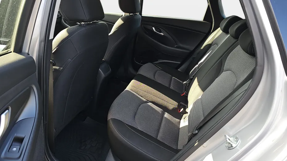 HYUNDAI i30 i30 1.0 T-GDI Modern