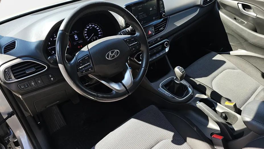 HYUNDAI i30 i30 1.0 T-GDI Modern