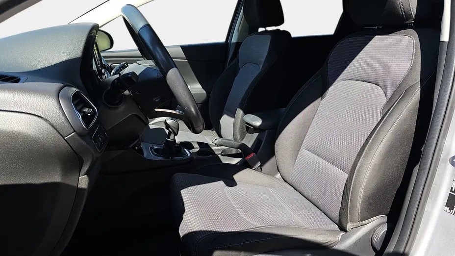 HYUNDAI i30 i30 1.0 T-GDI Modern