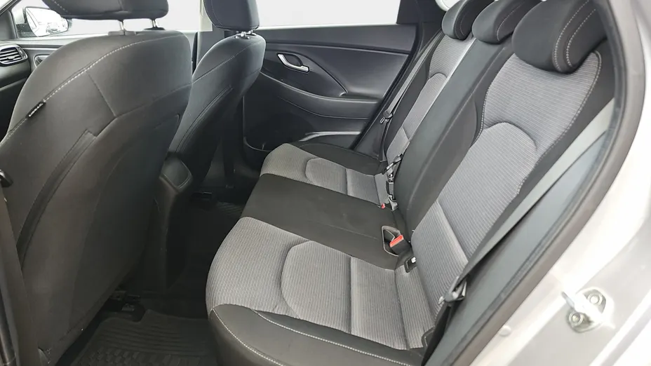 HYUNDAI i30 i30 1.0 T-GDI Modern