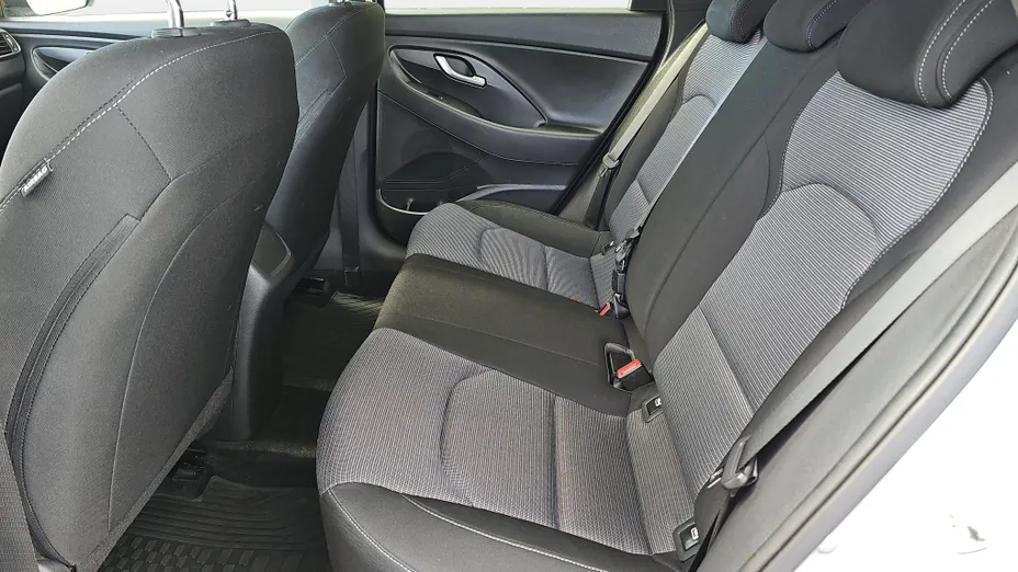 HYUNDAI i30 i30 1.0 T-GDI Modern
