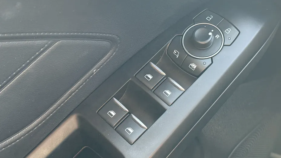 FORD Focus Focus 1.0 EcoBoost mHEV Titanium aut