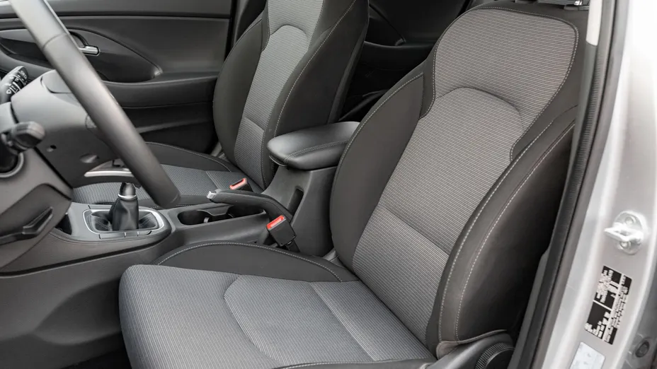 HYUNDAI i30 i30 1.5 DPI Modern