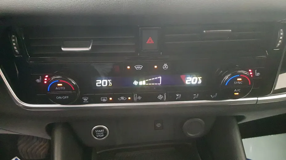 NISSAN Qashqai Qashqai 1.3 DIG-T mHEV N-Connecta Xtronic