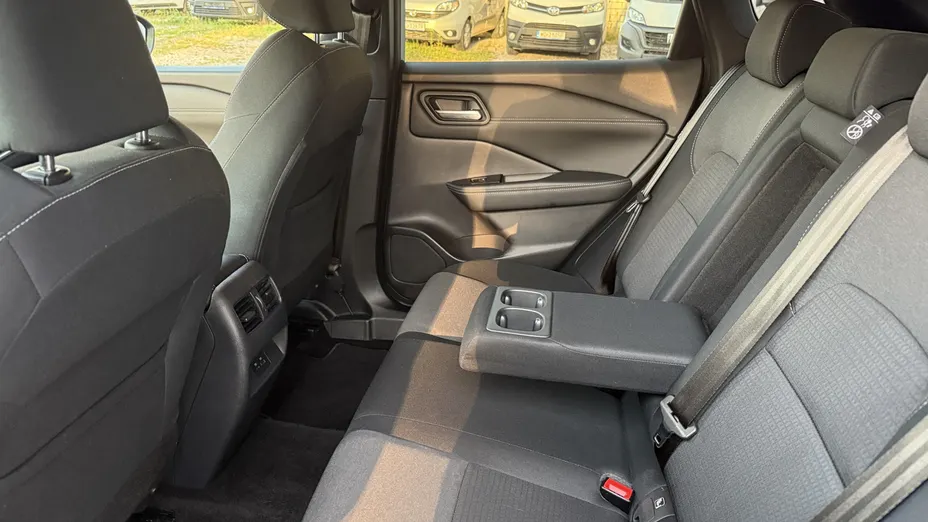 NISSAN Qashqai Qashqai 1.3 DIG-T mHEV N-Connecta Xtronic