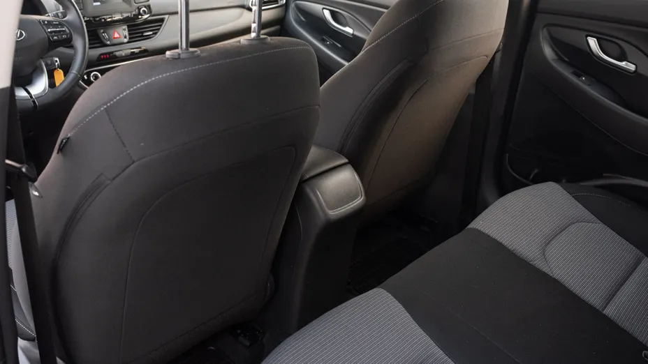 HYUNDAI i30 i30 1.5 DPI Classic +