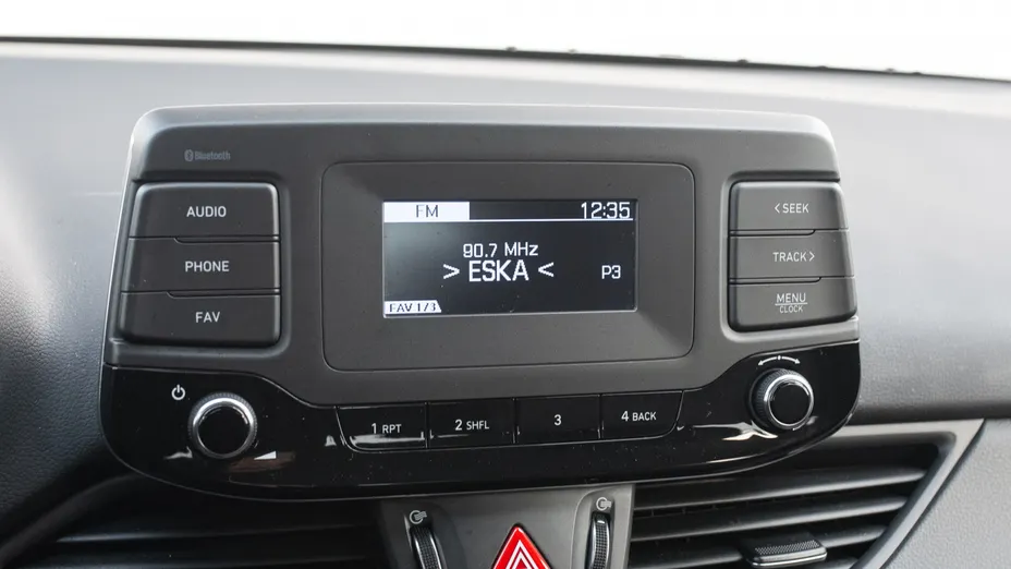 HYUNDAI i30 i30 1.5 DPI Classic +