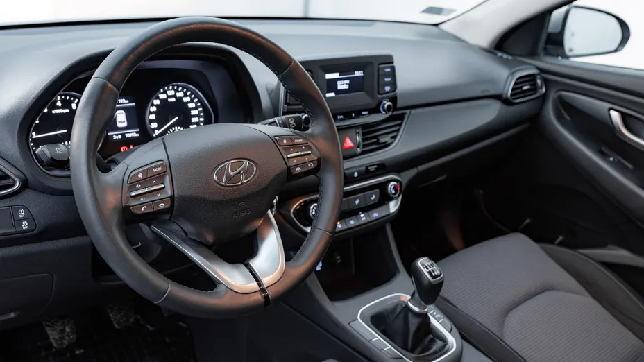 HYUNDAI i30 i30 1.5 DPI Classic +