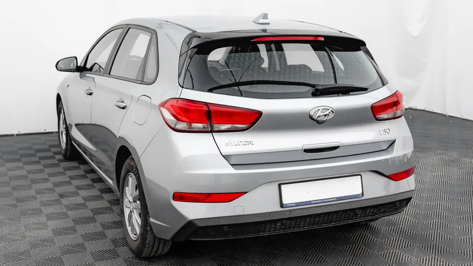 HYUNDAI i30 i30 1.5 DPI Classic +