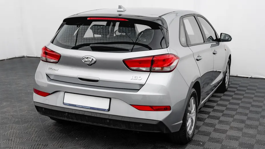 HYUNDAI i30 i30 1.5 DPI Classic +