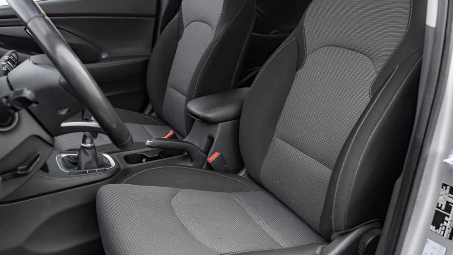 HYUNDAI i30 i30 1.5 DPI Classic +