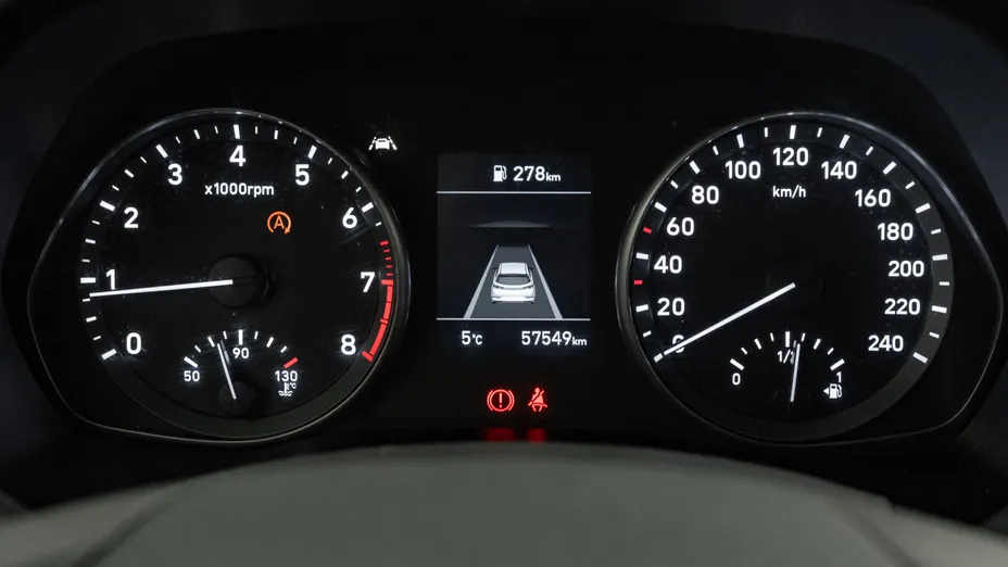 HYUNDAI i30 i30 1.5 DPI Classic +