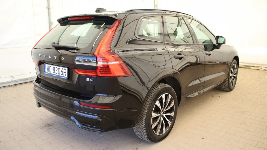 VOLVO XC60 XC60 B4 D Plus Dark aut