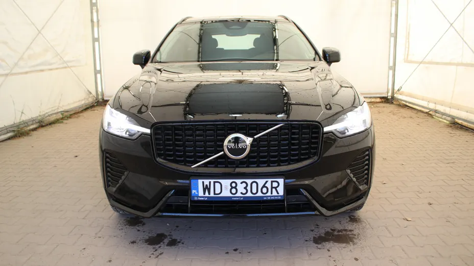 VOLVO XC60 XC60 B4 D Plus Dark aut