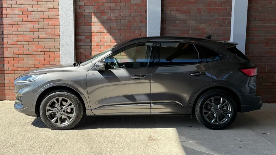 FORD Kuga Kuga 2.5 FHEV AWD ST-Line X
