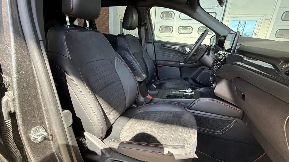 FORD Kuga Kuga 2.5 FHEV AWD ST-Line X