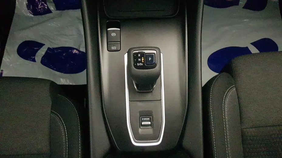 NISSAN Qashqai Qashqai 1.3 DIG-T mHEV N-Connecta Xtronic