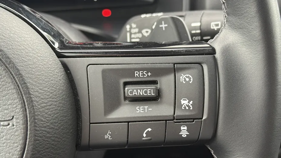 NISSAN Qashqai Qashqai 1.3 DIG-T mHEV N-Connecta Xtronic