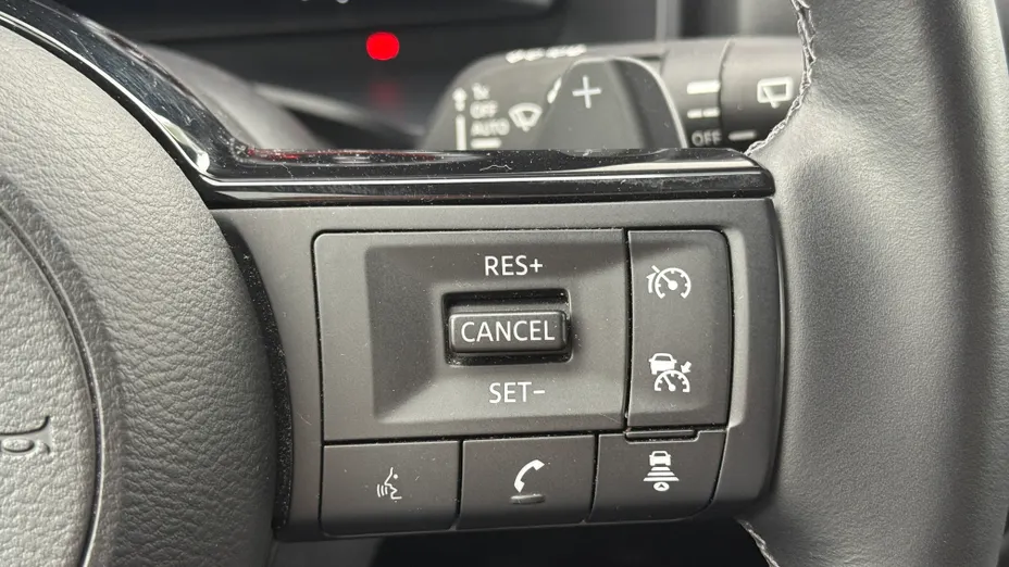 NISSAN Qashqai Qashqai 1.3 DIG-T mHEV N-Connecta Xtronic