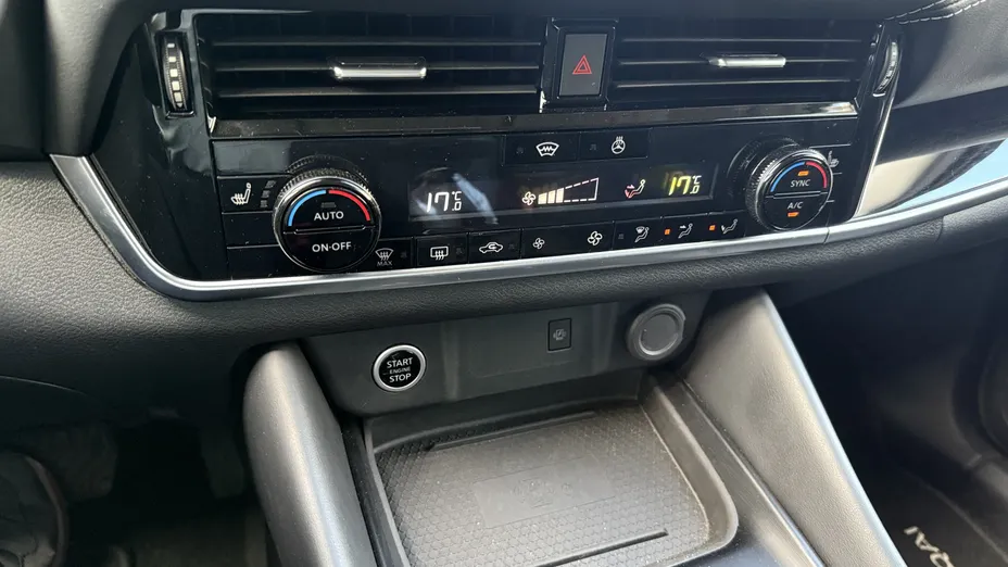 NISSAN Qashqai Qashqai 1.3 DIG-T mHEV N-Connecta Xtronic