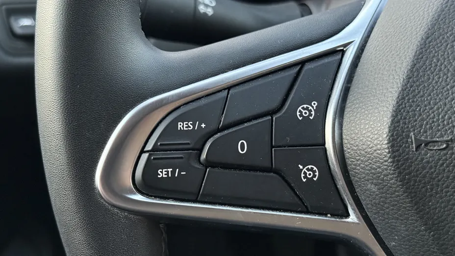 RENAULT Clio Clio 1.0 TCe Equilibre