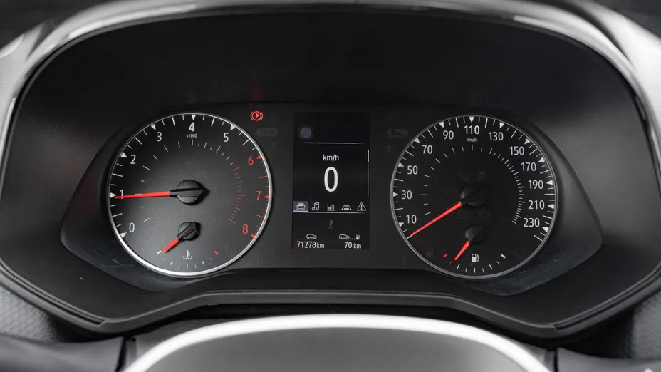 RENAULT Clio Clio 1.0 TCe Equilibre