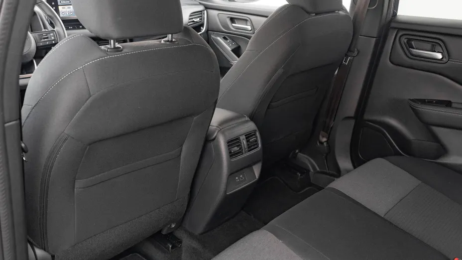 NISSAN Qashqai Qashqai 1.3 DIG-T mHEV N-Connecta Xtronic