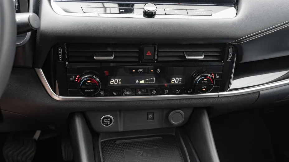 NISSAN Qashqai Qashqai 1.3 DIG-T mHEV N-Connecta Xtronic