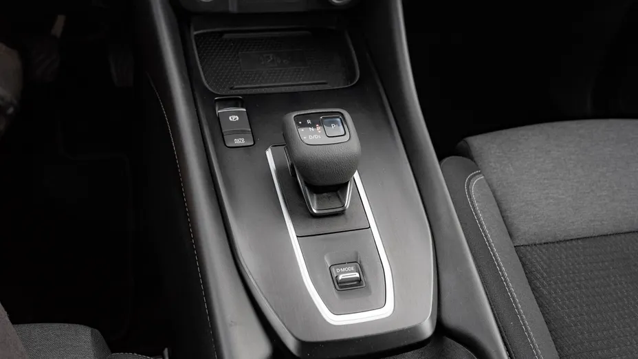 NISSAN Qashqai Qashqai 1.3 DIG-T mHEV N-Connecta Xtronic