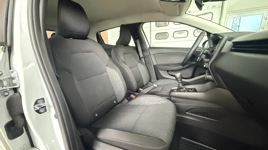 RENAULT Clio Clio 1.0 TCe Equilibre