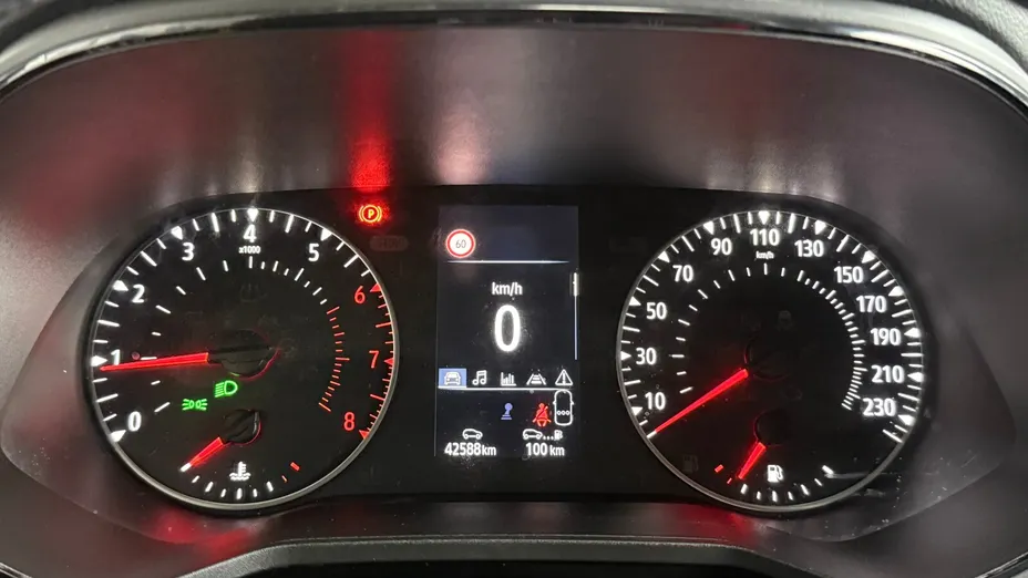 RENAULT Clio Clio 1.0 TCe Equilibre