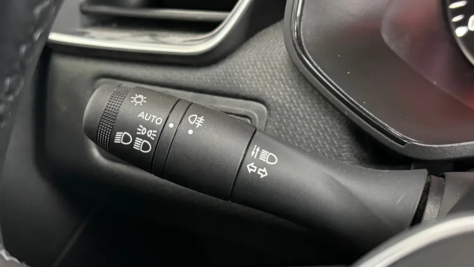 RENAULT Clio Clio 1.0 TCe Equilibre