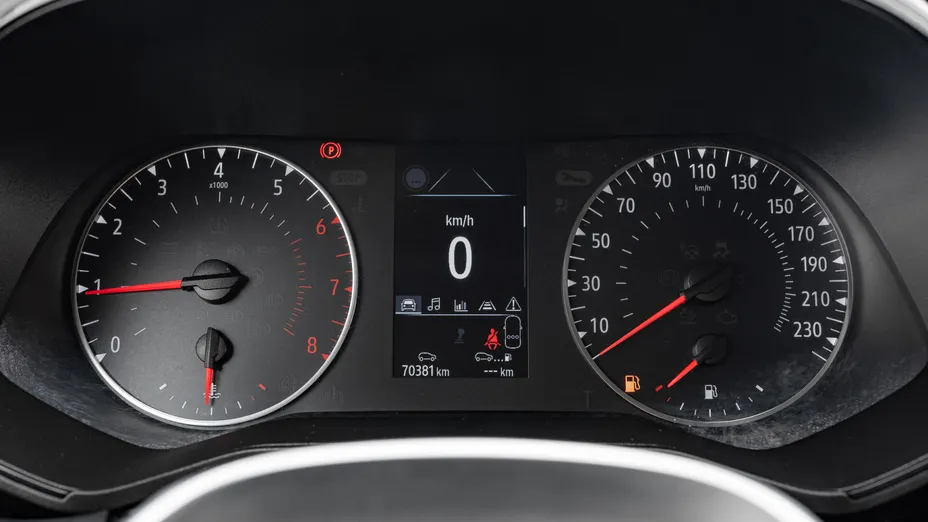 RENAULT Clio Clio 1.0 TCe Equilibre