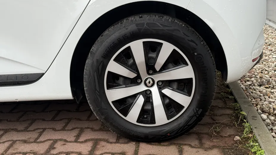 RENAULT Clio Clio 1.0 TCe Equilibre