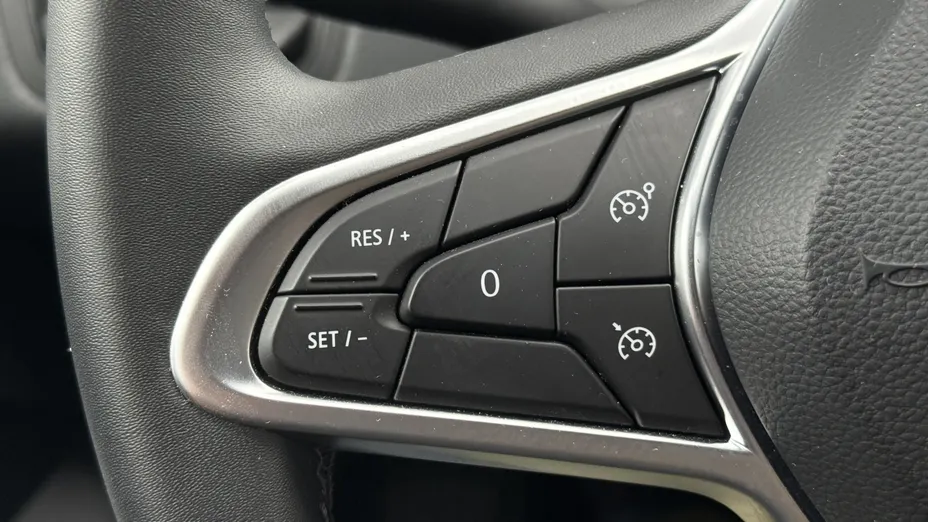 RENAULT Clio Clio 1.0 TCe Equilibre