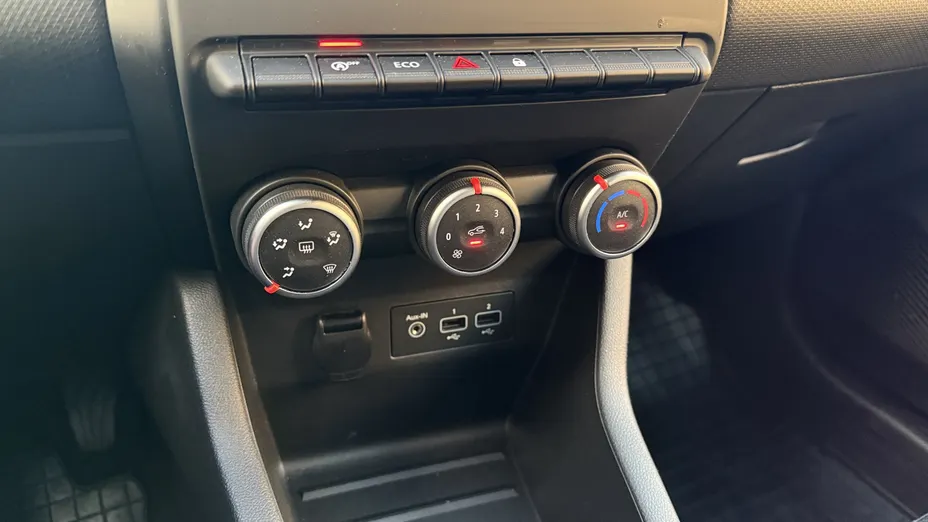 RENAULT Clio Clio 1.0 TCe Equilibre