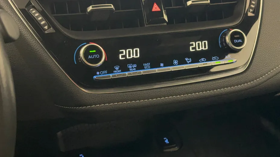 TOYOTA Corolla Corolla 1.8 Hybrid Comfort