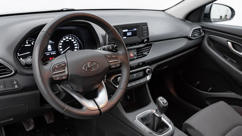 HYUNDAI i30 i30 1.5 DPI Classic +