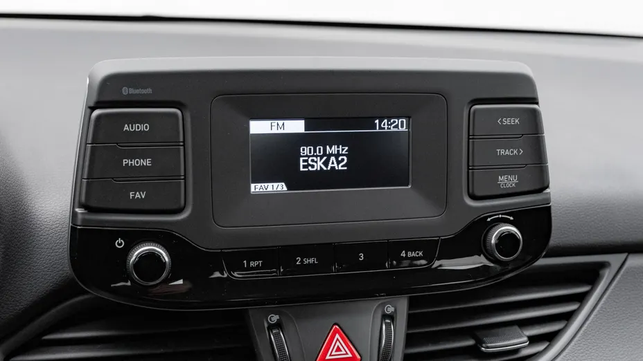 HYUNDAI i30 i30 1.5 DPI Classic +