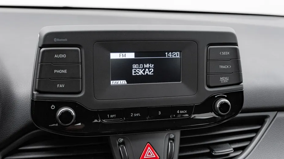 HYUNDAI i30 i30 1.5 DPI Classic +