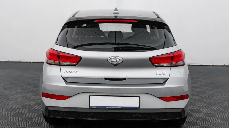 HYUNDAI i30 i30 1.5 DPI Classic +