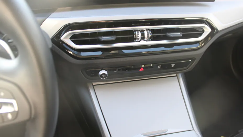 BMW Seria 3 318i aut