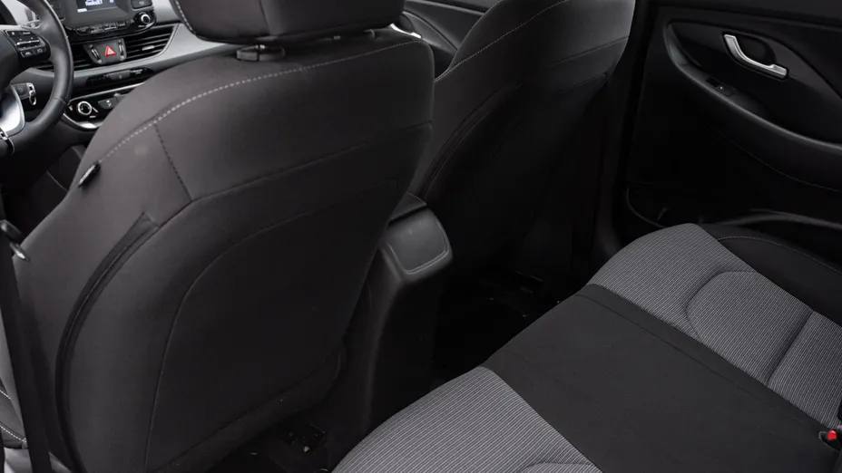 HYUNDAI i30 i30 1.5 DPI Classic +