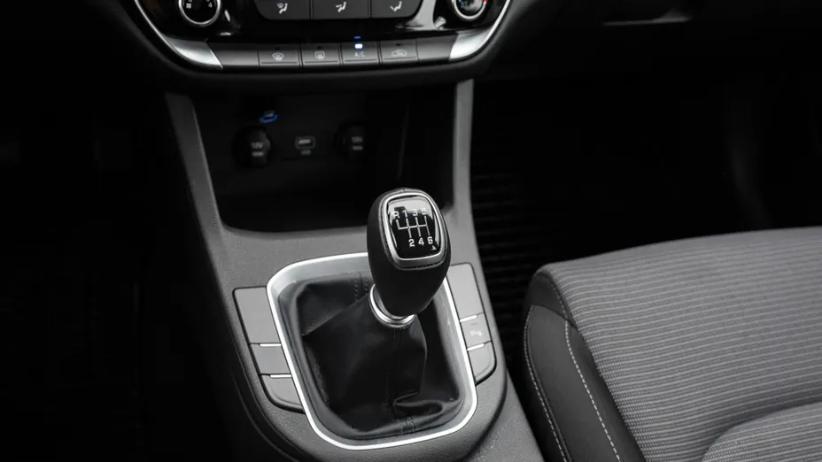 HYUNDAI i30 i30 1.5 DPI Classic +