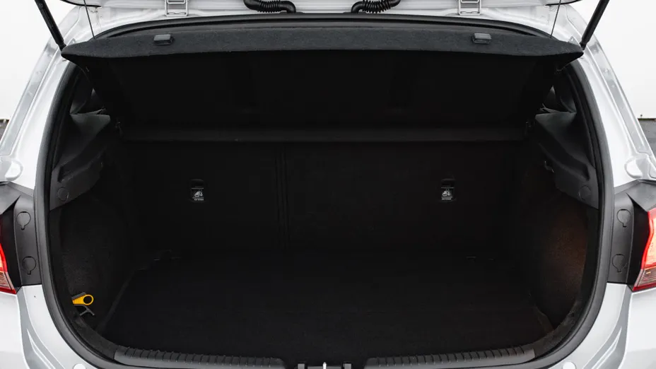 HYUNDAI i30 i30 1.5 DPI Classic +