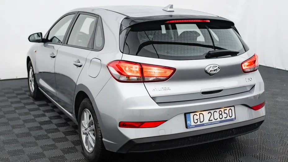 HYUNDAI i30 i30 1.5 DPI Classic +