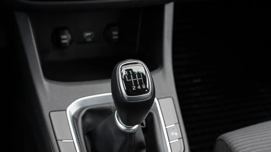 HYUNDAI i30 i30 1.5 DPI Classic +