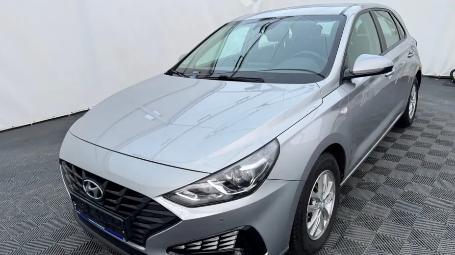 HYUNDAI i30 i30 1.5 DPI Classic +