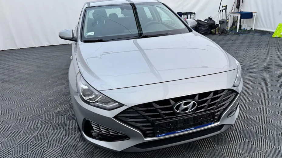 HYUNDAI i30 i30 1.5 DPI Classic +