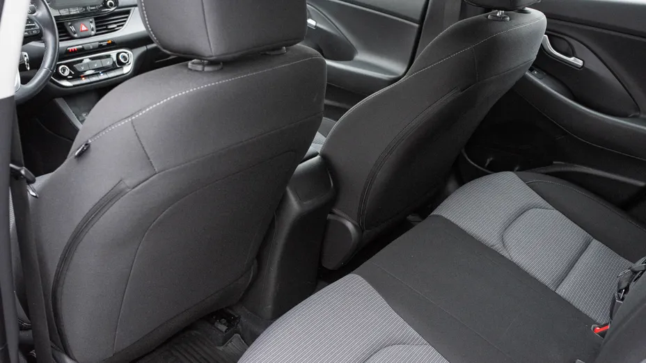 HYUNDAI i30 i30 1.5 DPI Classic +